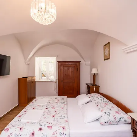 Heritage House Marina Villa *